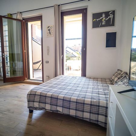 Flat With Terrace Close To Forum And Milanofiori Metro Асаго Екстериор снимка